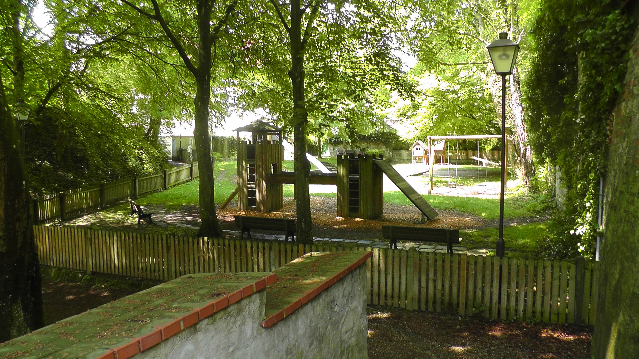 Ein traumhafter Spielplatz für die Kleinen.